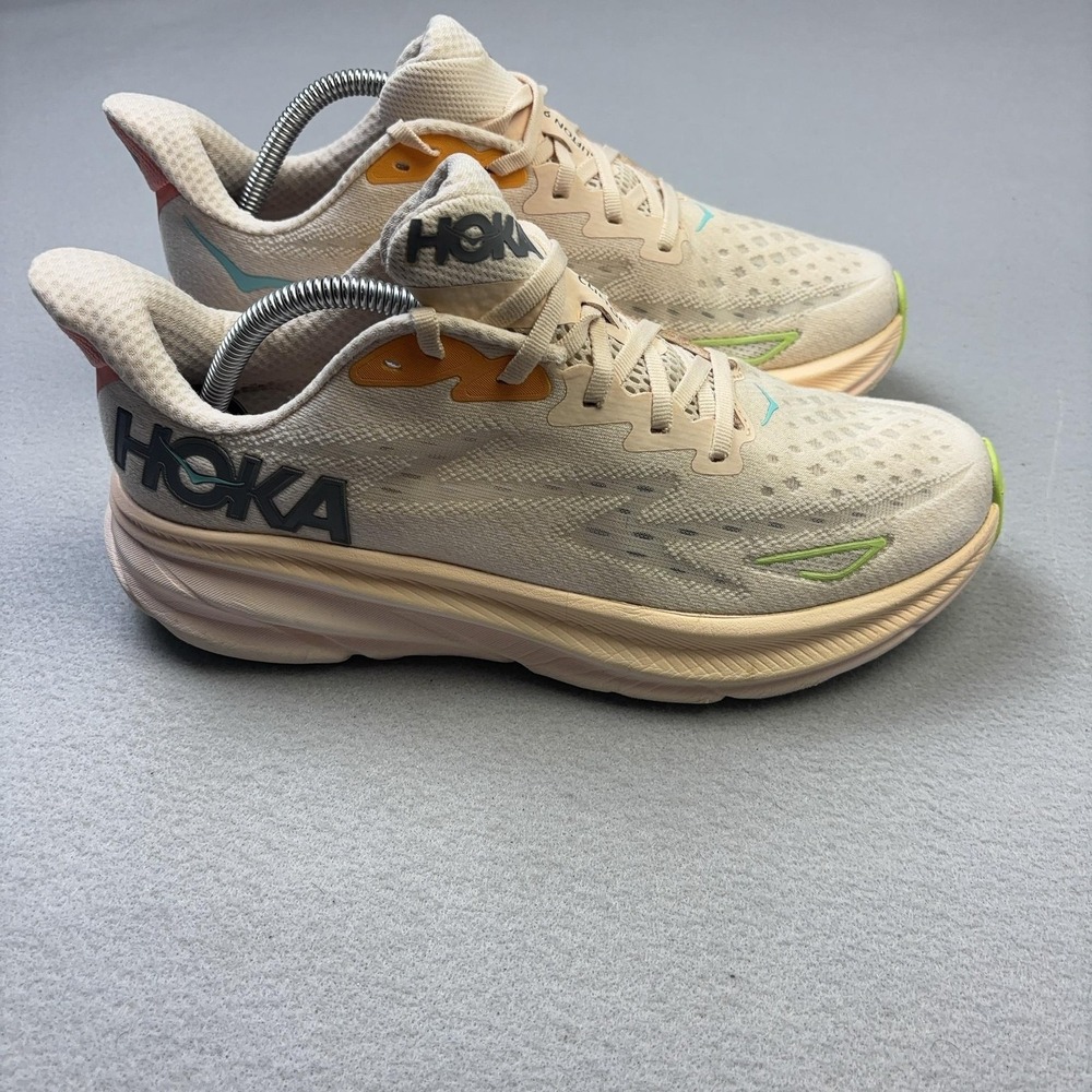 Hoka One One Clifton 9 Shoes Womens Size 10 Beige Running Sneakers 1127896 VLS